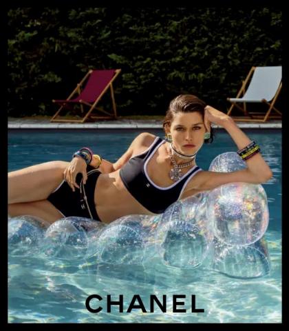 Luxury brands offers in Sheffield | Spring-Summer 2022 in Chanel | 20/04/2022 - 19/06/2022
