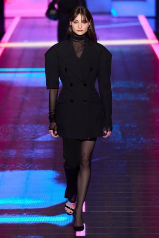 Dolce & Gabbana catalogue | Fall 2022 Womenswear | 16/05/2022 - 15/07/2022