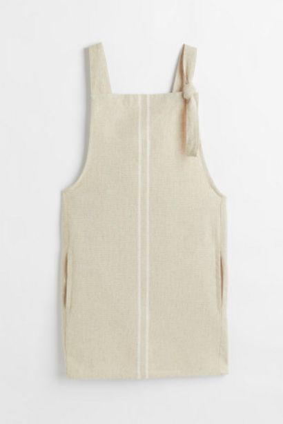 Linen-blend apron offers at £9 in H&M